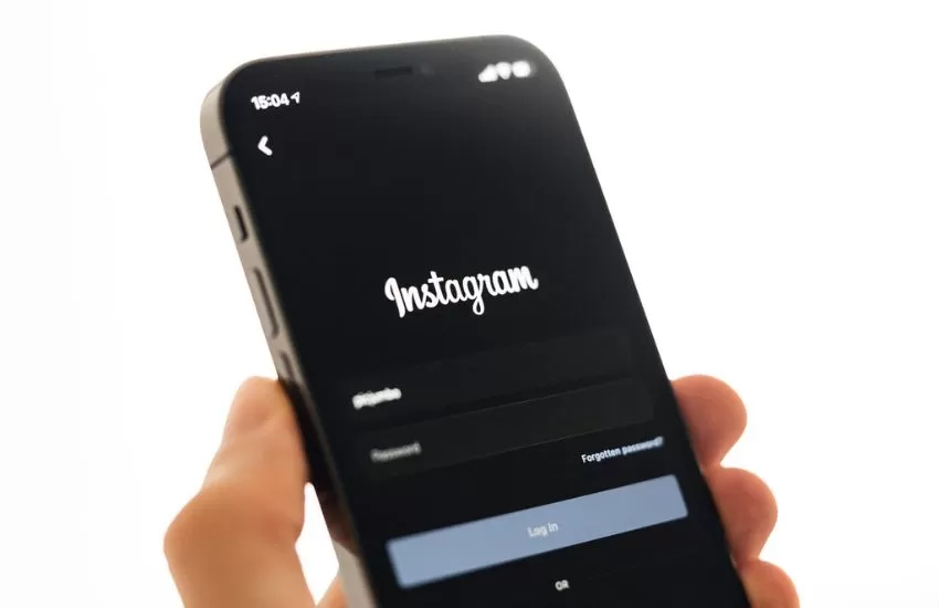 10 Tips Memilih Font untuk Desain Instagram Story